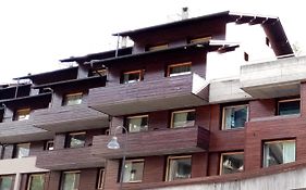 Comodo alloggio con accesso diretto alle piste